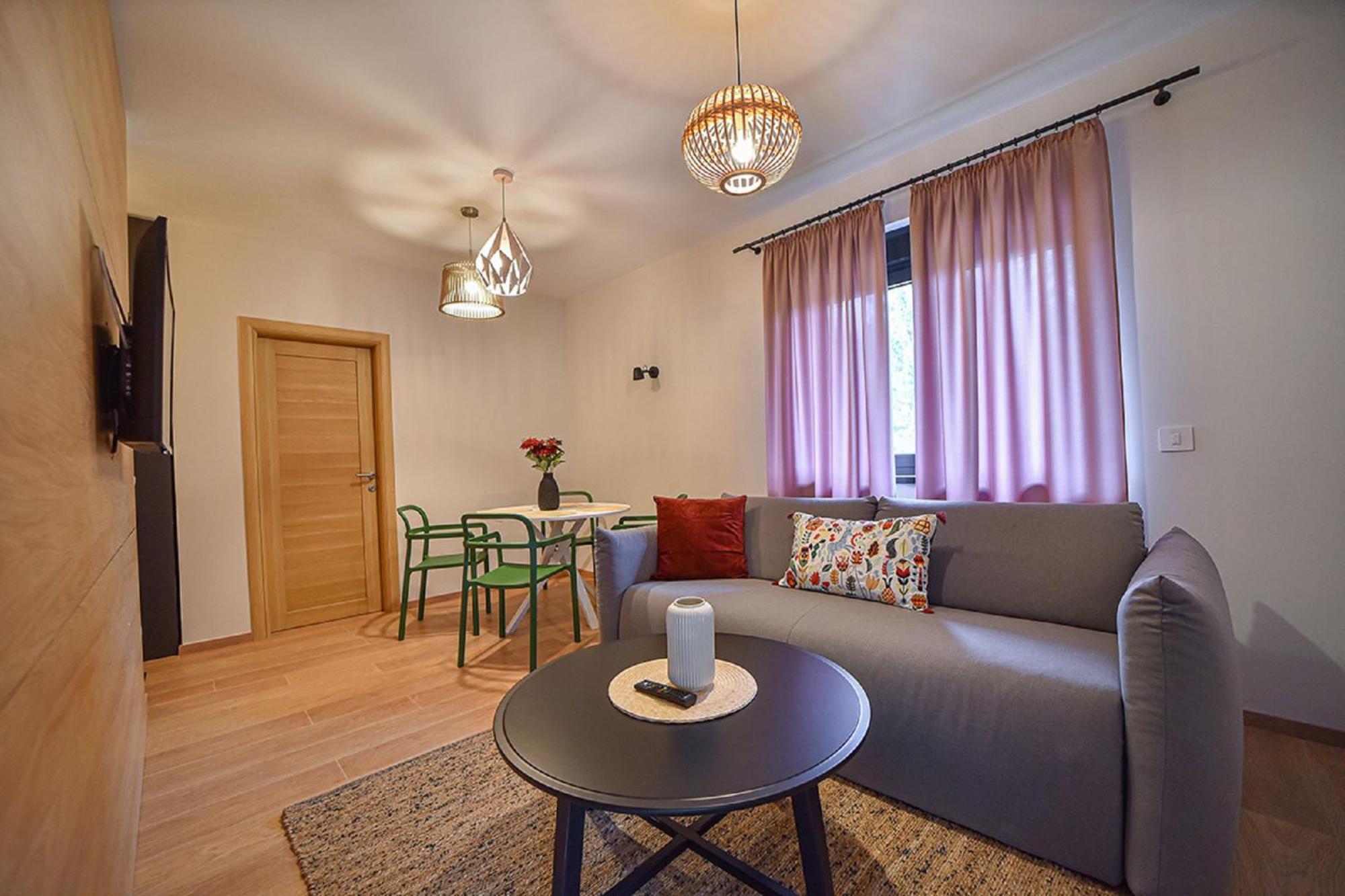Beli Bor Zlatibor Lejlighedshotel Eksteriør billede